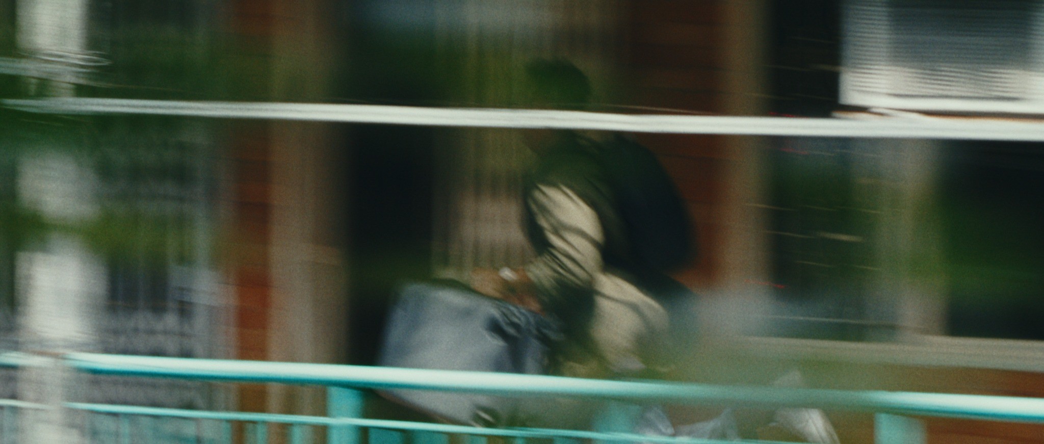 Blurred New York motion image suggesting incomplete and unstable information